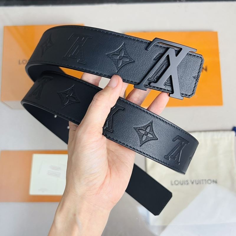 l0vis Vvtt0n belts
